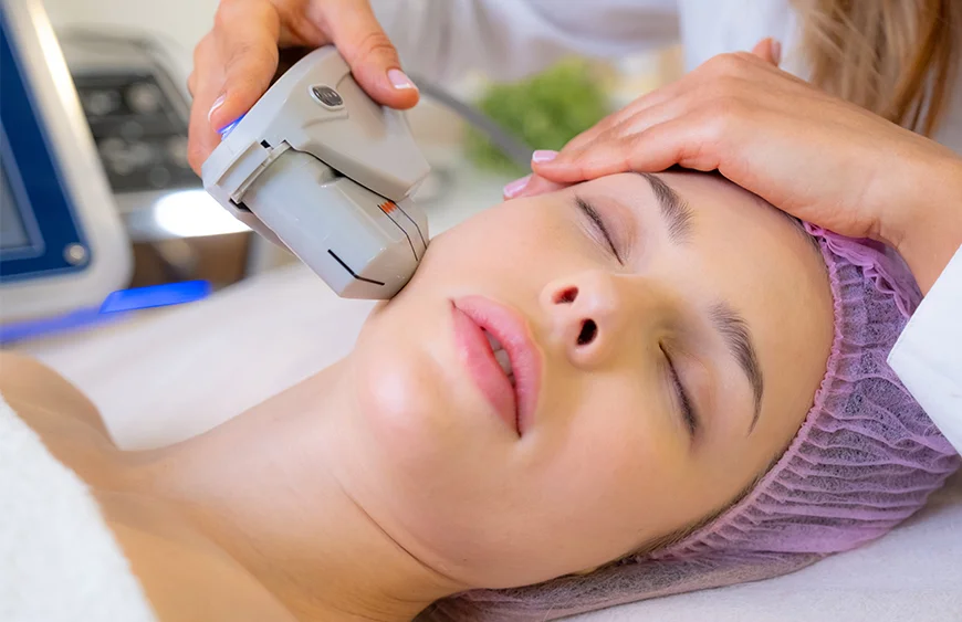Focused ultrasound HIFU skin tightening treatment in Scarborough