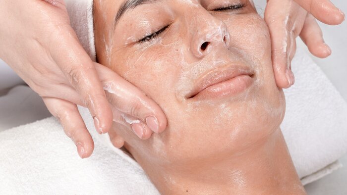 Classic Facial
